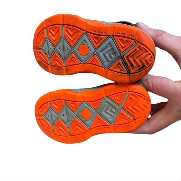 Nike • BABY Lebron James Basketball Shoes 5C Toddler Boys - Picture 9 of 9